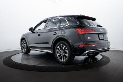 2022 Audi Q5 45 S line Premium