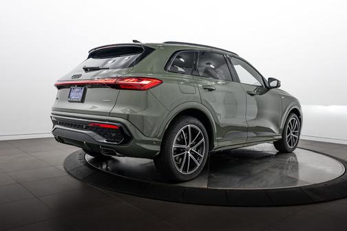 Green 2026 Audi Q5 Prestige