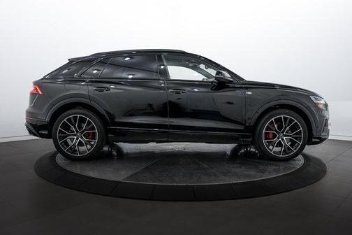 2021 Audi Q8 55 Prestige