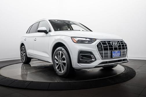 Glacier White Metallic 2021 Audi Q5 45 Premium Plus