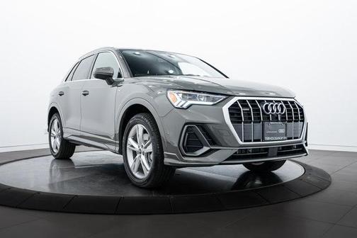 2024 Audi Q3 45 S line Premium Plus