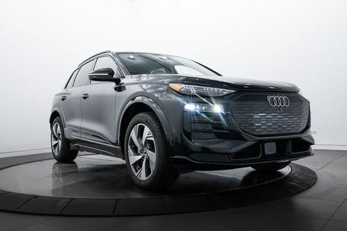 2025 Audi Q6 e-tron Premium Plus