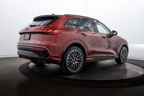 2025 Audi SQ5 3.0T Premium Plus