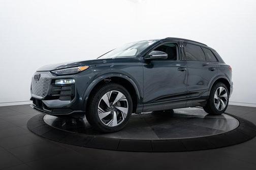 2025 Audi Q6 e-tron Premium Plus