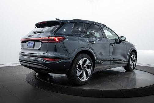 2025 Audi Q6 e-tron Premium Plus