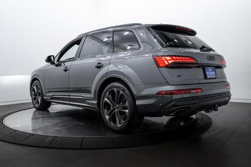 2026 Audi Q7 55 Premium Plus
