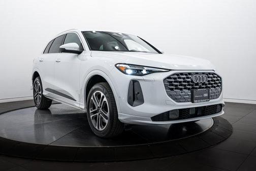 2025 Audi Q5 Premium Plus