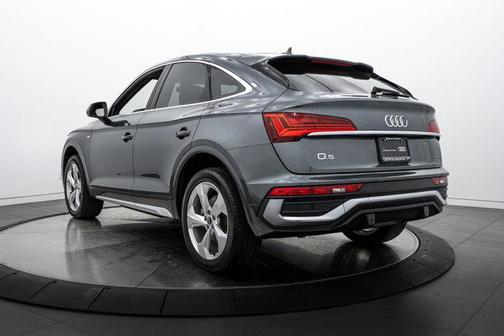 2022 Audi Q5 45 S line Premium Plus