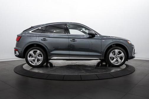 2022 Audi Q5 45 S line Premium Plus