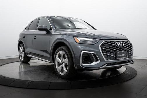 2022 Audi Q5 45 S line Premium Plus