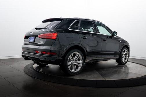 Brilliant Black 2017 Audi Q3 Prestige