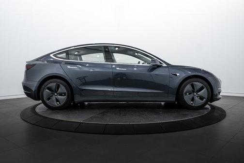 2019 Tesla Model 3 Performance