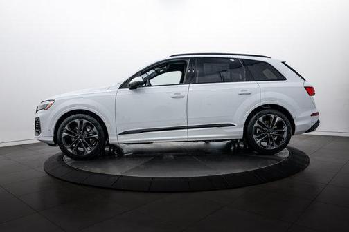2026 Audi Q7 55 Prestige