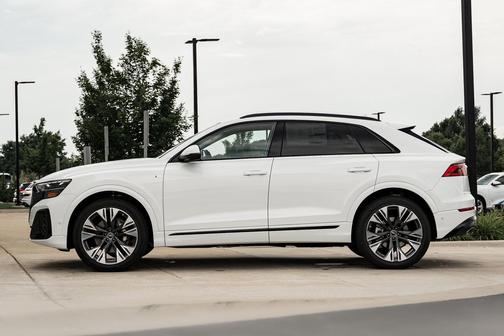 Carrara White 2026 Audi Q8 55 Premium Plus