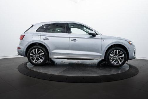 2025 Audi Q5 45 S line Premium Plus