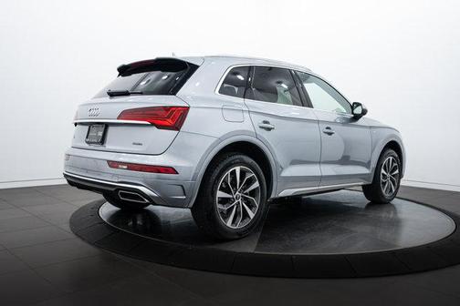 2025 Audi Q5 45 S line Premium Plus