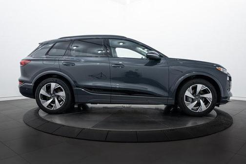 2025 Audi Q6 e-tron Prestige