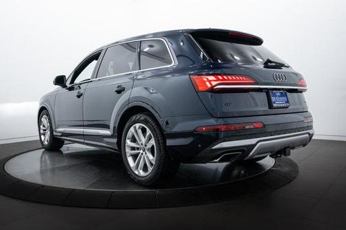 2025 Audi Q7 55 Prestige