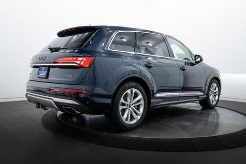 2025 Audi Q7 55 Prestige