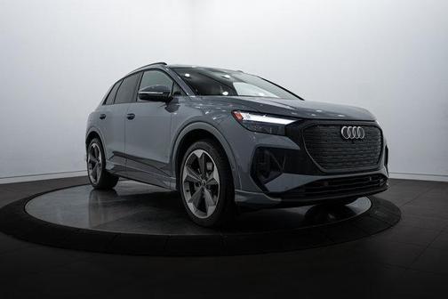 2024 Audi Q4 e-tron Premium Plus