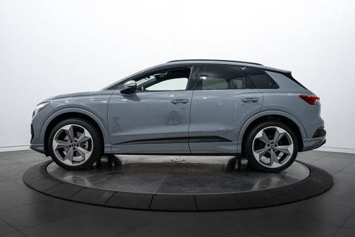 2024 Audi Q4 e-tron Premium Plus