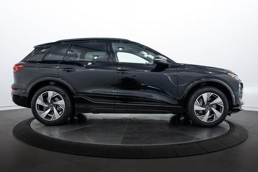 2025 Audi Q6 e-tron Premium Plus