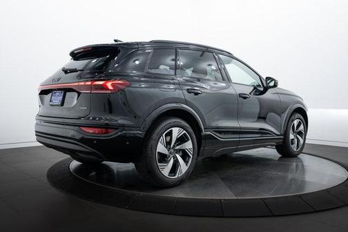 2025 Audi Q6 e-tron Premium Plus