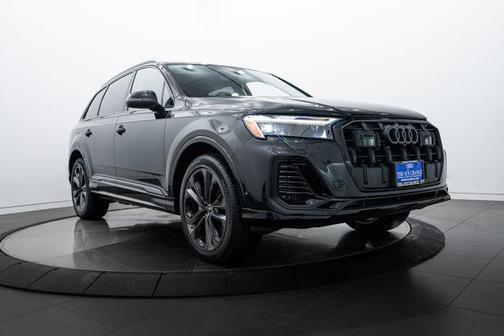 2025 Audi Q7 55 Premium Plus