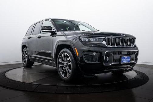 2022 Jeep Grand Cherokee Overland