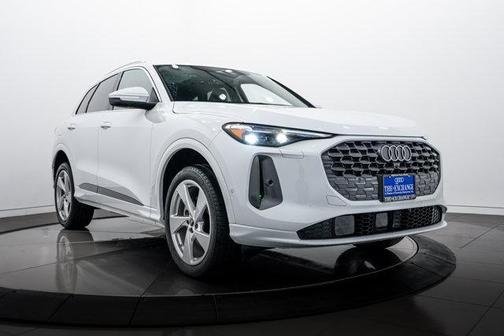 2025 Audi Q5 Premium Plus