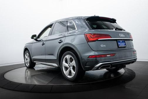 2022 Audi Q5 45 S line Premium Plus