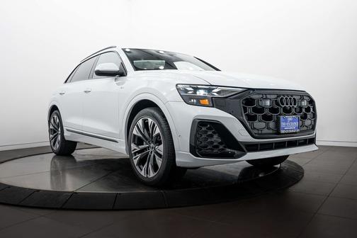 Glacier White 2027 Audi Q8 55 Prestige