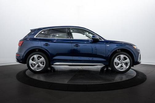 2025 Audi Q5 45 S line Premium Plus