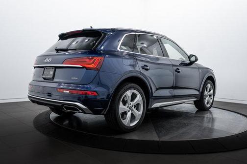 2025 Audi Q5 45 S line Premium Plus