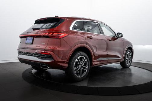 2025 Audi Q5 Premium Plus