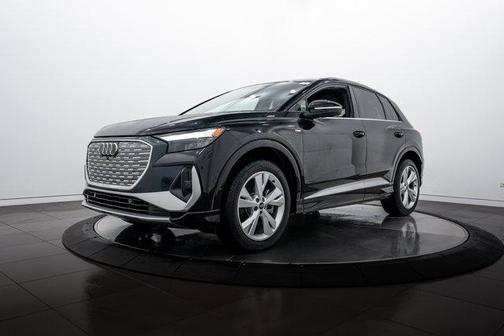 2023 Audi Q4 e-tron Premium Plus