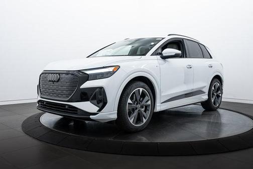 2025 Audi Q4 e-tron Premium Plus