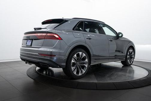 2025 Audi Q8 55 Premium Plus