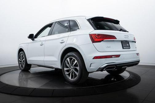 2025 Audi Q5 45 S line Premium Plus