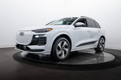 2025 Audi Q6 e-tron Premium Plus