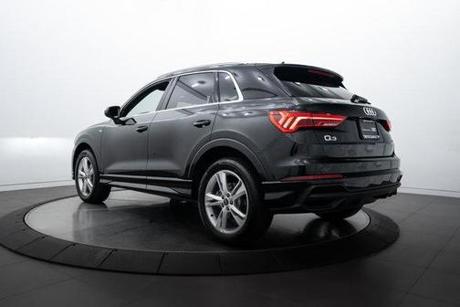 2024 Audi Q3 S line Premium
