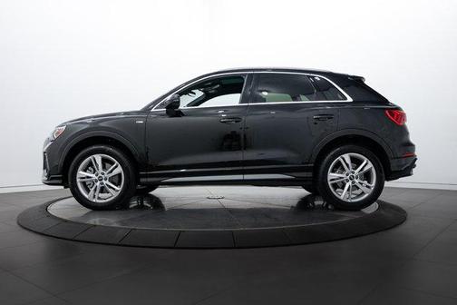 2024 Audi Q3 S line Premium