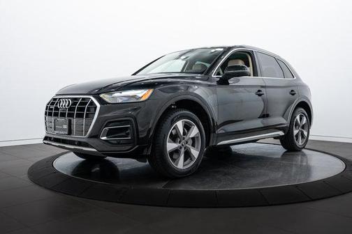 2022 Audi Q5 40 Premium Plus