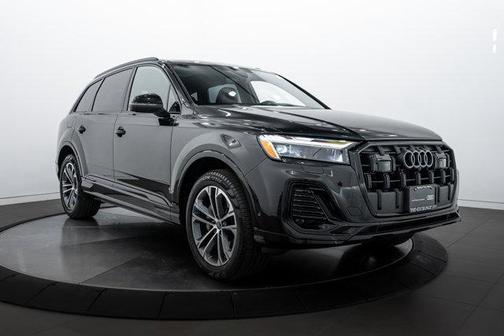 2025 Audi Q7 45 Premium Plus