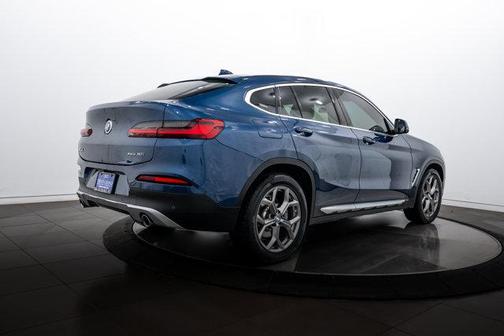 2021 BMW X4 xDrive30i