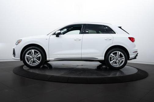 2024 Audi Q3 45 S line Premium Plus