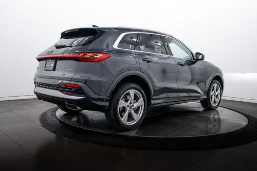 2025 Audi Q5 Premium Plus