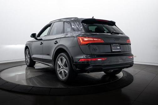 2025 Audi Q5 45 S line Premium