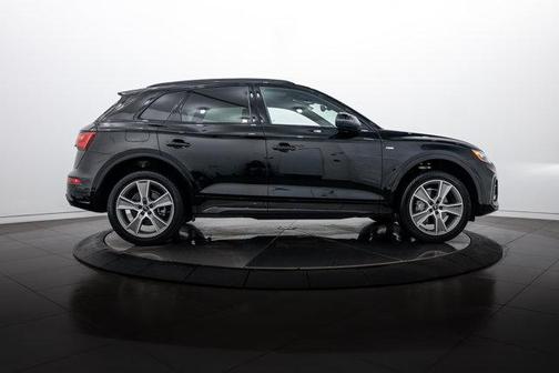 2025 Audi Q5 45 S line Premium