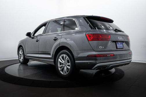 2019 Audi Q7 55 Premium Plus